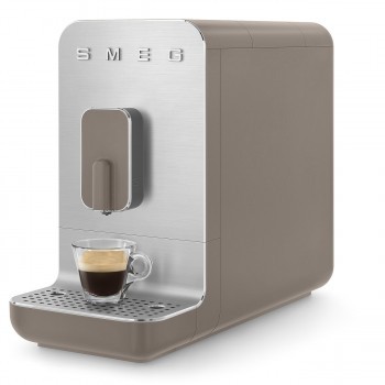 Автоматическая кофемашина Smeg BCC01TPMEU