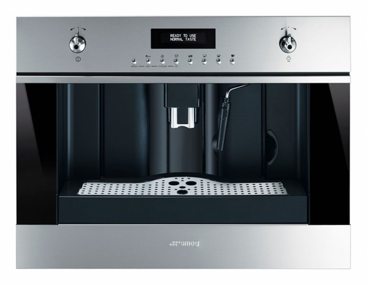 Автоматическая кофемашина Smeg CMS645X